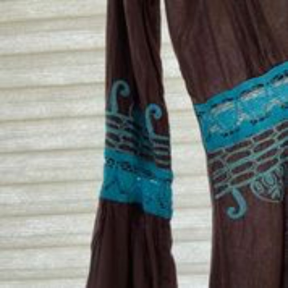 COVERUP - Picture 5 of 5